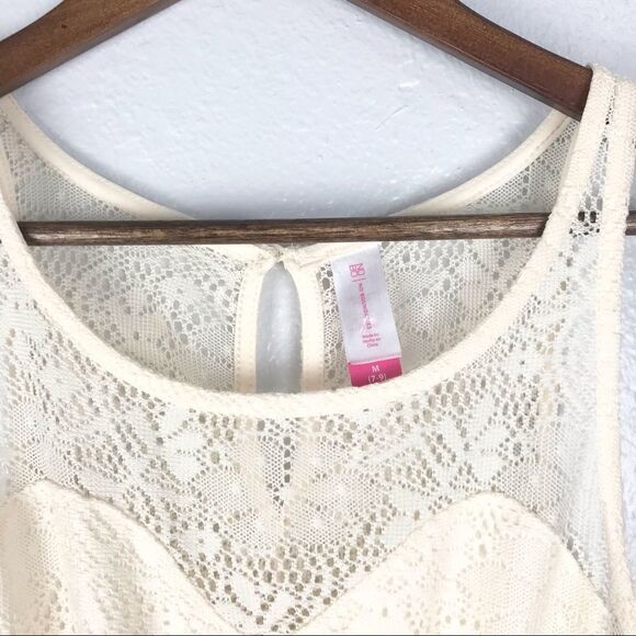 No Boundaries Lace Dress Size M - Picture 3 of 4